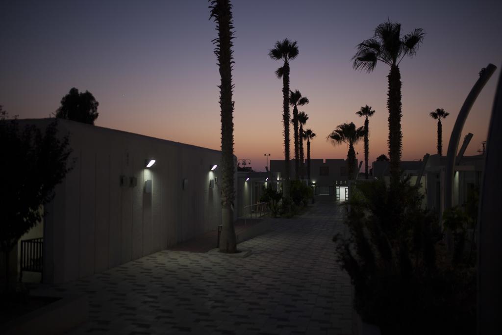 Desert Iris Hotel Yeroham Dış mekan fotoğraf