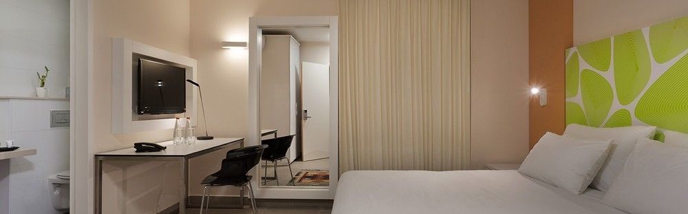 Desert Iris Hotel Yeroham Dış mekan fotoğraf